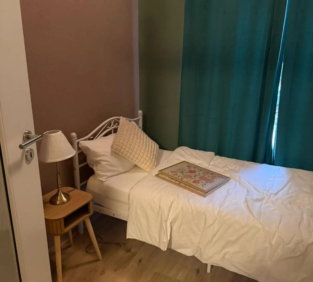 Grosse Wohnung Schoene Wohnung In Friedrichshain- Samaritakiez Berlin Germany